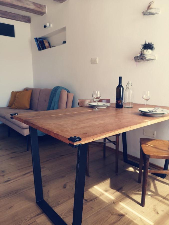 Apartma Kras Komen Esterno foto